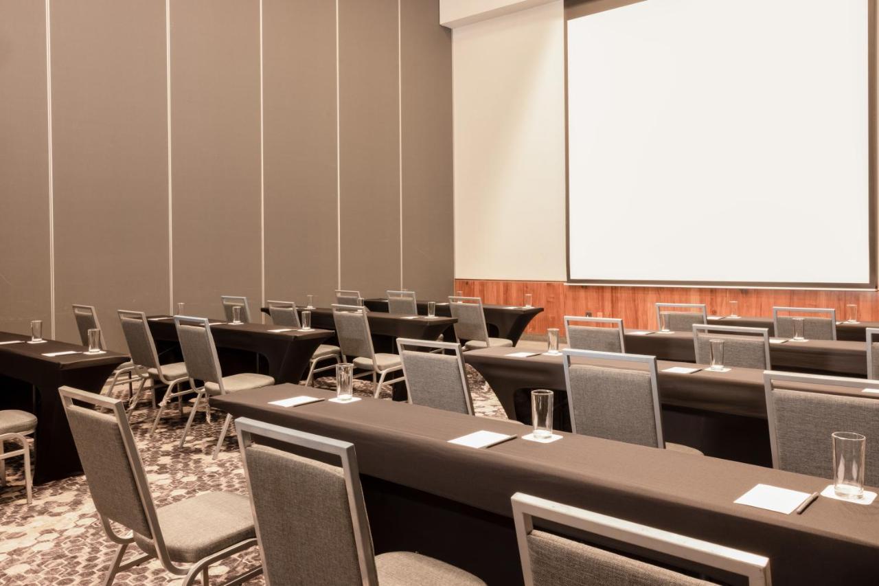 Courtyard By Marriott Vallejo Hotel