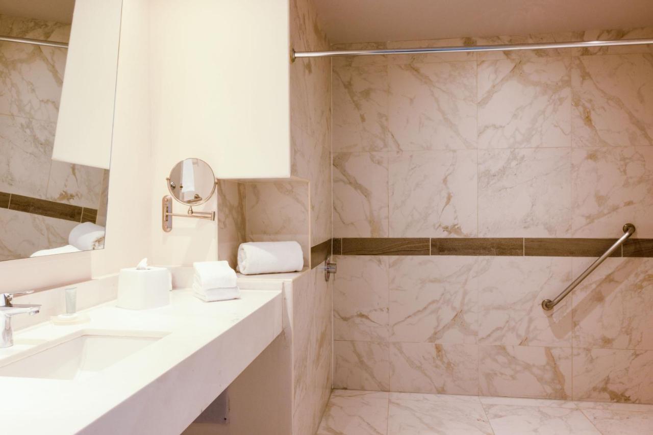 Courtyard By Marriott Vallejo Hotel 4*